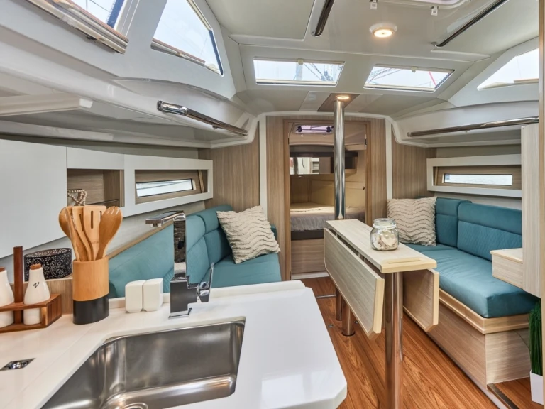 Pronajmout si Northman Maxus 35 v Valencie