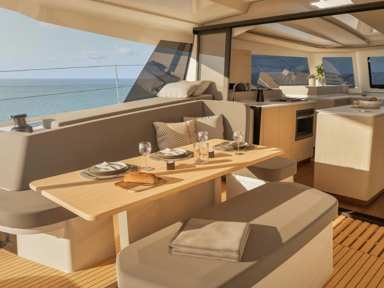 Pronajmout si Fountaine Pajot Fountaine Pajot FP 41 Quatuor 2 v Saint-Mandrier-sur-Mer