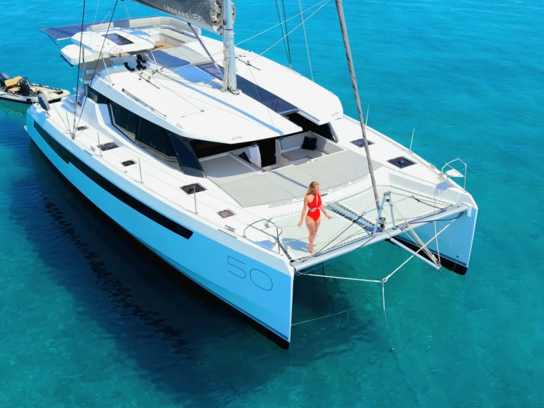 Pronájem lodi Leopard Catamarans / Robertson & Caine Leopard 50 - 5 + 1 cab v Rogoznica na Samboatu