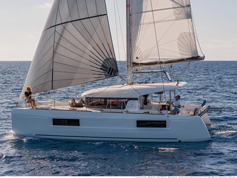 Pronájem lodi Lagoon Lagoon 40 v Eden Island na Samboatu