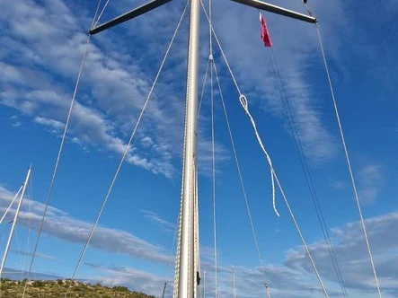 Pronájem Plachetnice Bavaria s licencí
