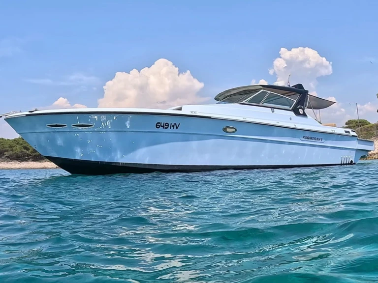 Pronajmout si Sea Ray Sea Ray 390 v Hvar 