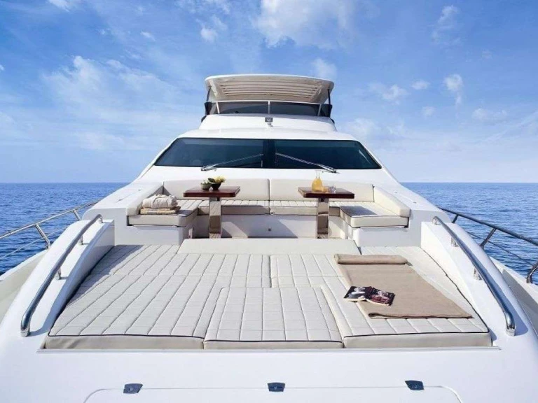 Pronájem lodi Azimut LA FENICE v Korfu na Samboatu