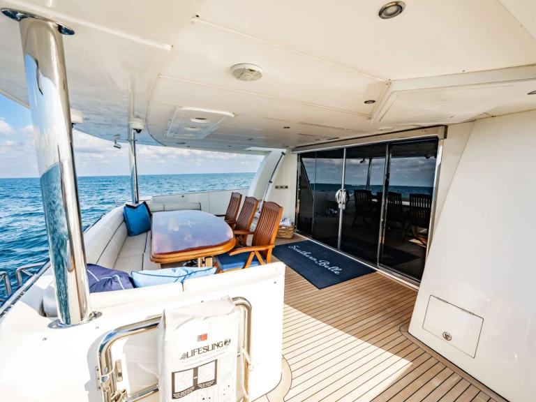 Pronájem lodi Johnson SOUTHERN BELLE v Sint Maarten na Samboatu