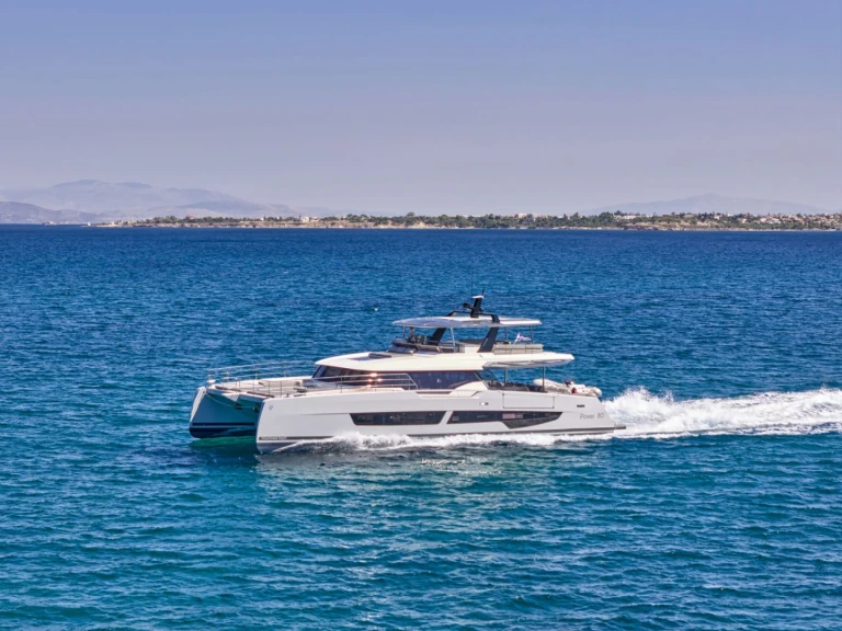 Fountaine Pajot ALINA jednotlivci a charterové společnosti v Atény