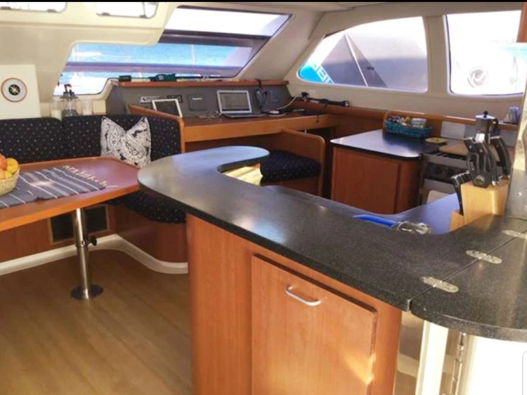 Pronajmout si Leopard DESTINY III v Bahamy