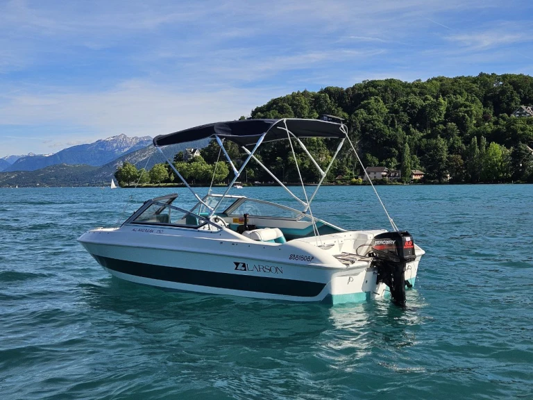 Pronajmout si Larson 150 v Annecy