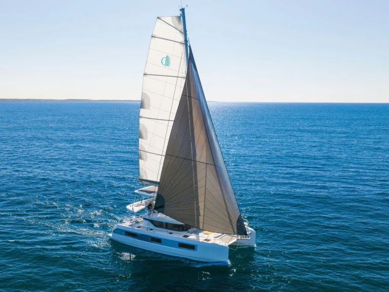Pronajmout Katamarán se skipperem či ne Lagoon v Split