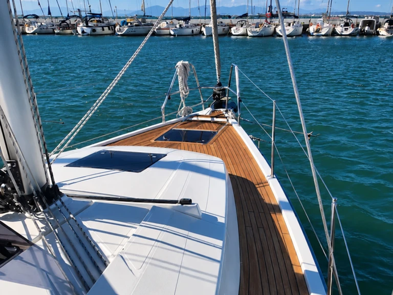 Pronájem Plachetnice v Lavrio -Hanse Hanse 385