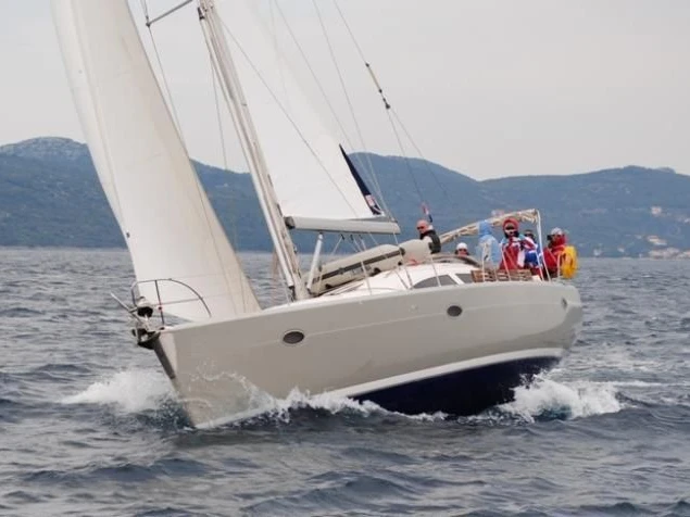 Pronájem jachty v Oban -Elan 434 Impression na Samboatu