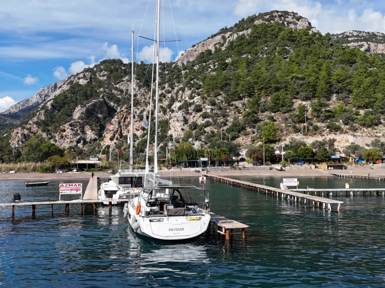 Pronajmout si Dufour Dufour 44 v Adaköy
