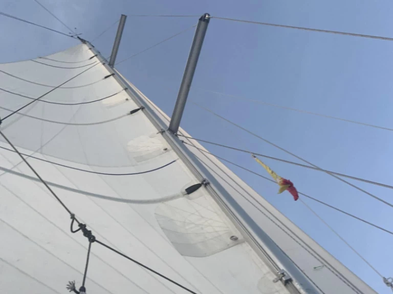 Pronájem jachty v Nuku-Hiva -Bénéteau Oceanis 423 na Samboatu