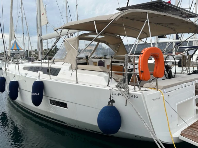 Pronájem Plachetnice v Marmaris -Dufour Dufour 430