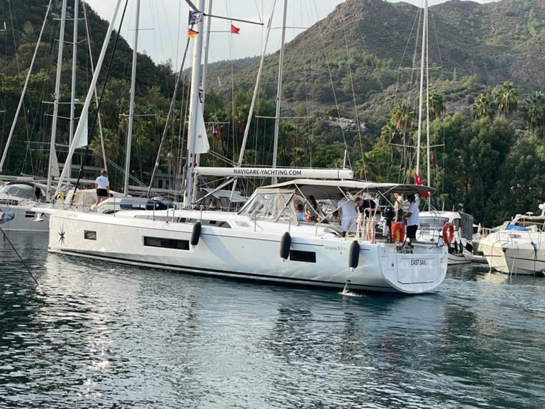 Pronajmout Plachetnice se skipperem či ne Bénéteau v Marmaris