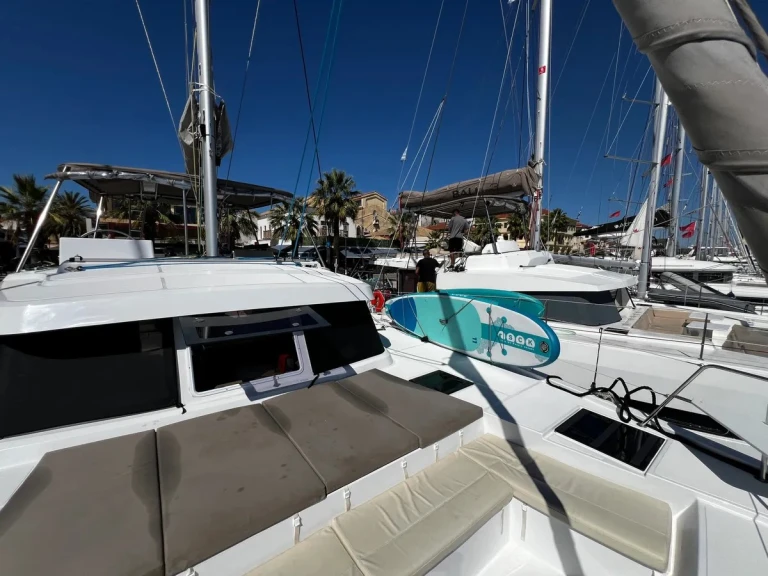 Pronájem jachty v Plataniás -Bali Bali Catspace Voile na Samboatu