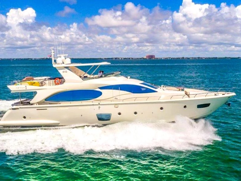 Pronájem lodi Marina Vallarta lákavé ceny Azimut 85