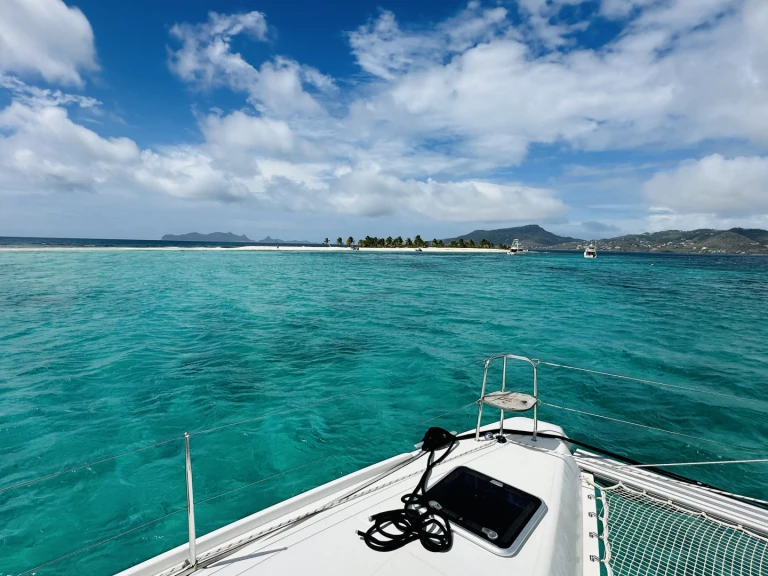 Pronájem lodi Le Marin lákavé ceny Lagoon 42