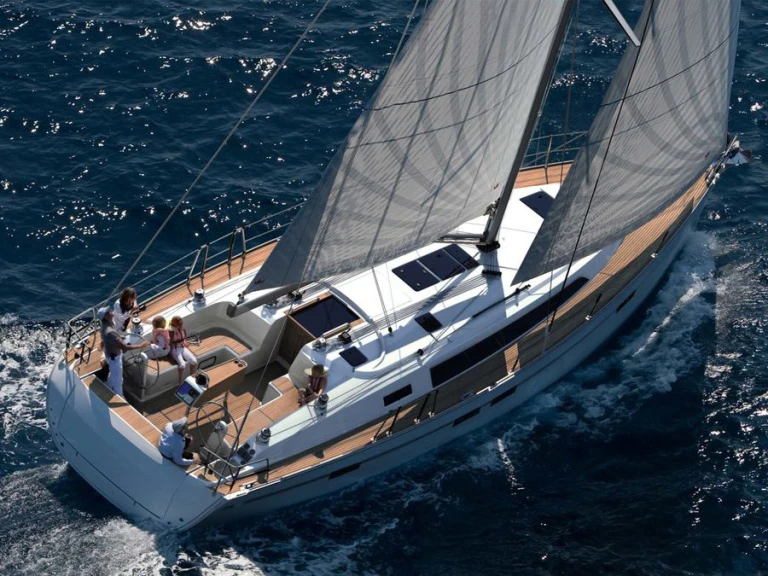Bavaria Cruiser 46 jednotlivci a charterové společnosti v Gouvia