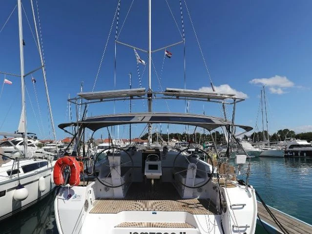 Pronájem lodi Zadar lákavé ceny Cruiser 46