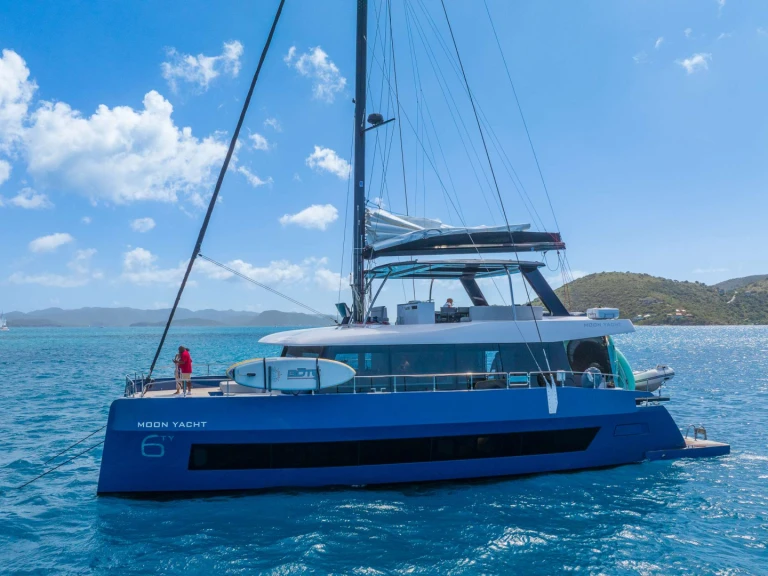 Moon Yacht Perfect Moon jednotlivci a charterové společnosti v Road Town