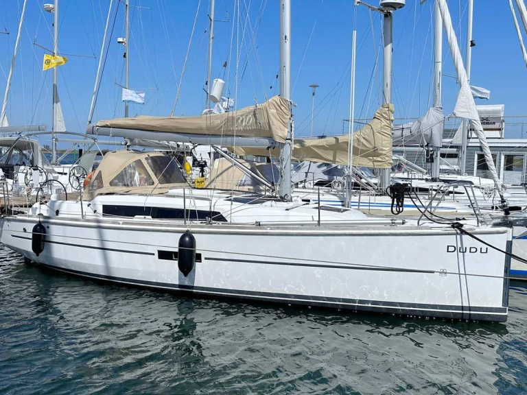 Pronájem lodi Heiligenhafen lákavé ceny Dufour 310