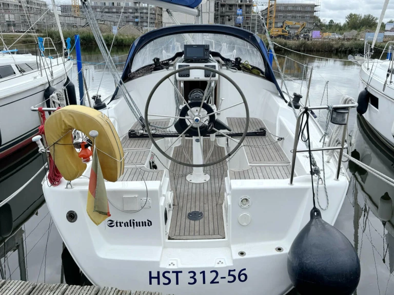 Pronajmout si Hanse Hanse 315 v Barth
