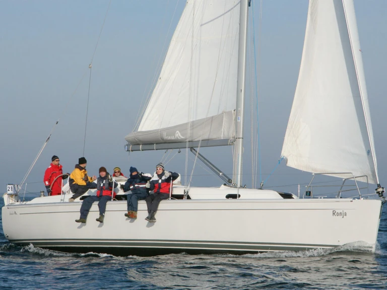 Pronájem lodi Hanse Hanse 370 v Barth na Samboatu