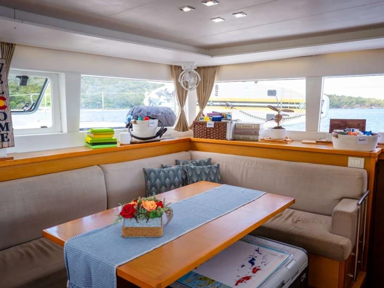 Pronajmout si Lagoon KNOT 5280 v Road Town