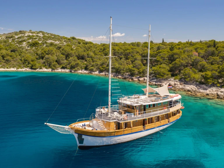 Pronajmout si Custom NOVI DAN v Trogir