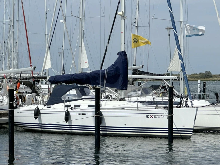X-Yachts X-37 jednotlivci a charterové společnosti v Barth