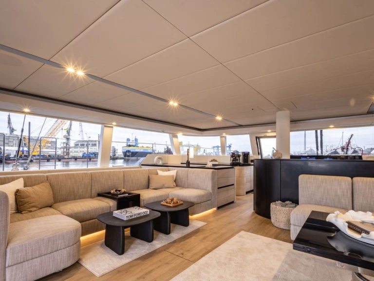 Pronájem lodi Sunreef VELA v Tortola na Samboatu