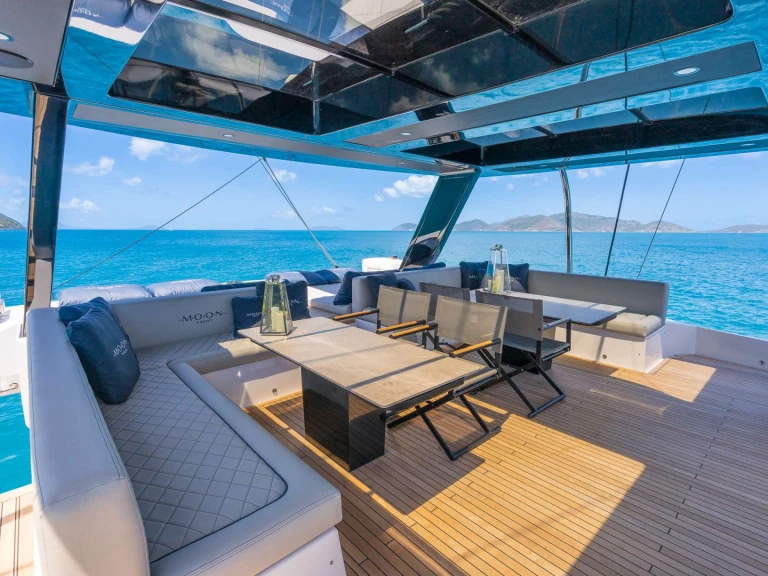 Pronájem jachty v Road Town -Moon Yacht Perfect Moon na Samboatu