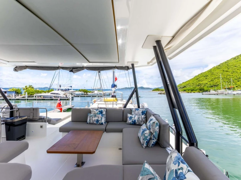 Pronájem jachty v Road Town -Fountaine Pajot PORT TO VINO Samana 59 na Samboatu