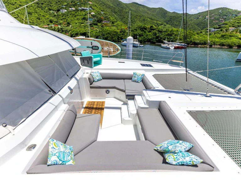 Pronajmout si Fountaine Pajot PORT TO VINO Samana 59 v Road Town