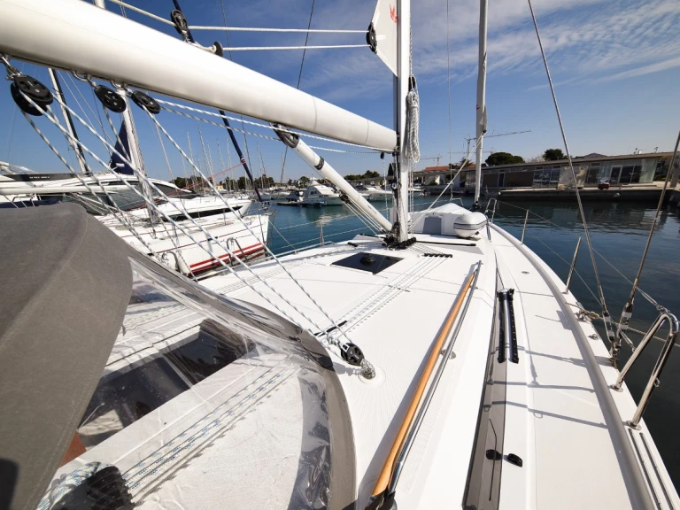 Pronájem lodi Bavaria Bavaria C42 v Zadar na Samboatu