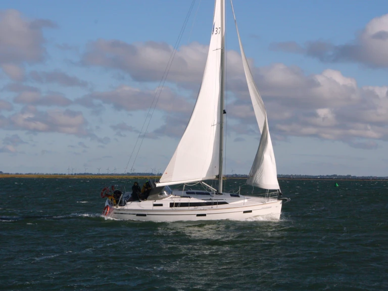Pronájem Plachetnice v Heiligenhafen -Bavaria Cruiser 37