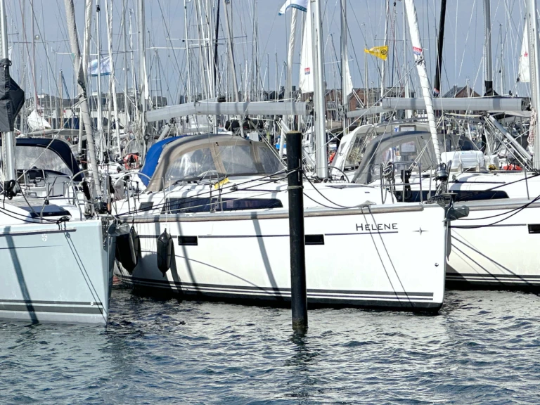 Pronajmout Plachetnice se skipperem či ne Bavaria v Heiligenhafen