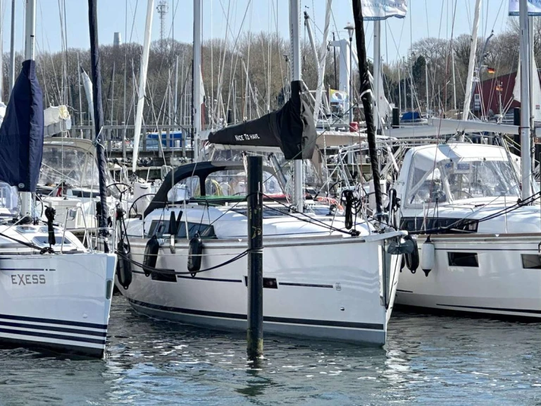 Plachetnice k pronájmu v Heiligenhafen za nejlepší cenu