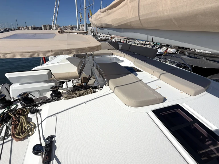 Fountaine Pajot Fountaine Pajot FP 44 Maestro - 3 cab. jednotlivci a charterové společnosti v Palma de Mallorca