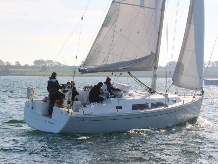 Pronajmout si Hanse Hanse 370 v Heiligenhafen