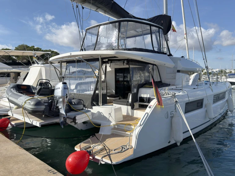 Pronájem lodi Can Pastilla lákavé ceny Lagoon 51