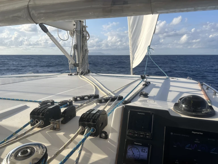 Pronájem Katamarán Leopard Catamarans / Robertson & Caine s licencí