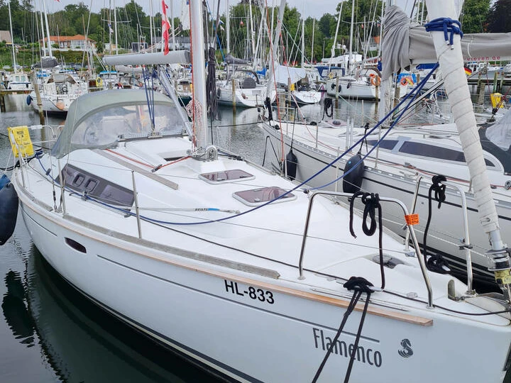 Bénéteau Oceanis 31 jednotlivci a charterové společnosti v Flensburg