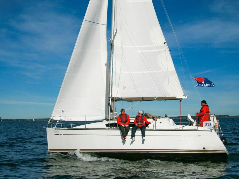 Jeanneau Sun Odyssey 30i jednotlivci a charterové společnosti v Flensburg
