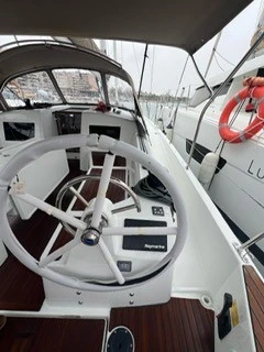 Pronájem lodi Jeanneau Sun Odyssey 410 v Palma de Mallorca na Samboatu