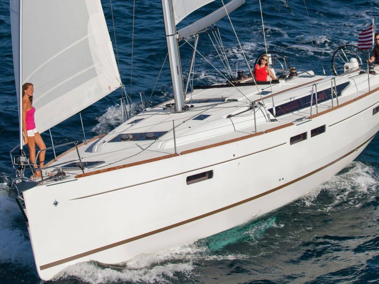Pronájem lodi Jeanneau Sun Odyssey 479 v Palma de Mallorca na Samboatu