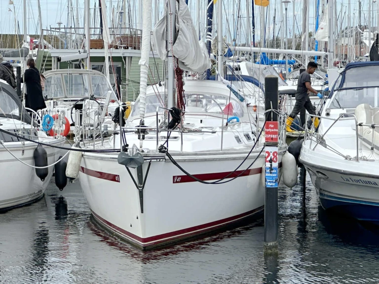 Pronájem lodi Barth lákavé ceny Vilm 41 cruiser