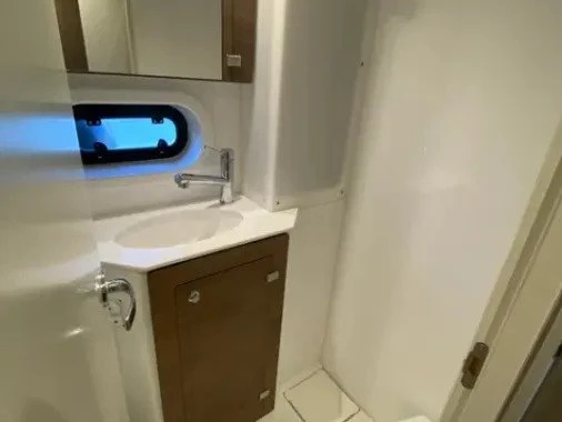 Pronájem lodi Bali Bali 4.2 v Deme of Volos na Samboatu