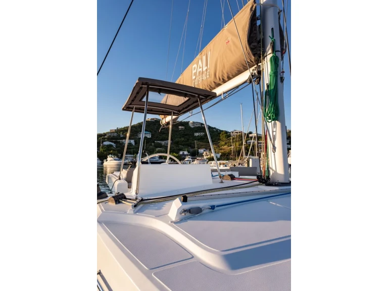 Pronájem Katamarán Bali s licencí