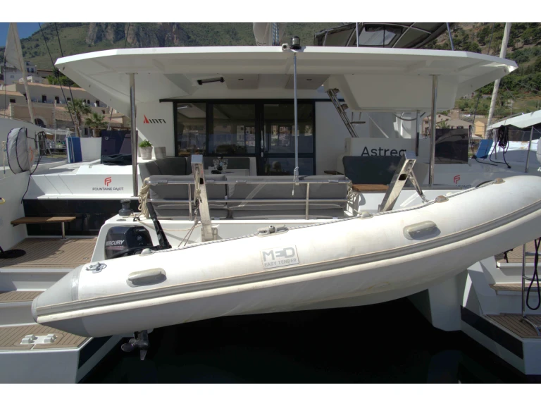 Pronájem jachty v Castellammare del Golfo -Fountaine Pajot Fountaine Pajot Astréa 42 (Wm-Ac in dinette-Gen-Sol.Pan) na Samboatu